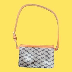 MICHAEL KORS LEATHER FANNY PACK PURSE ON BELT